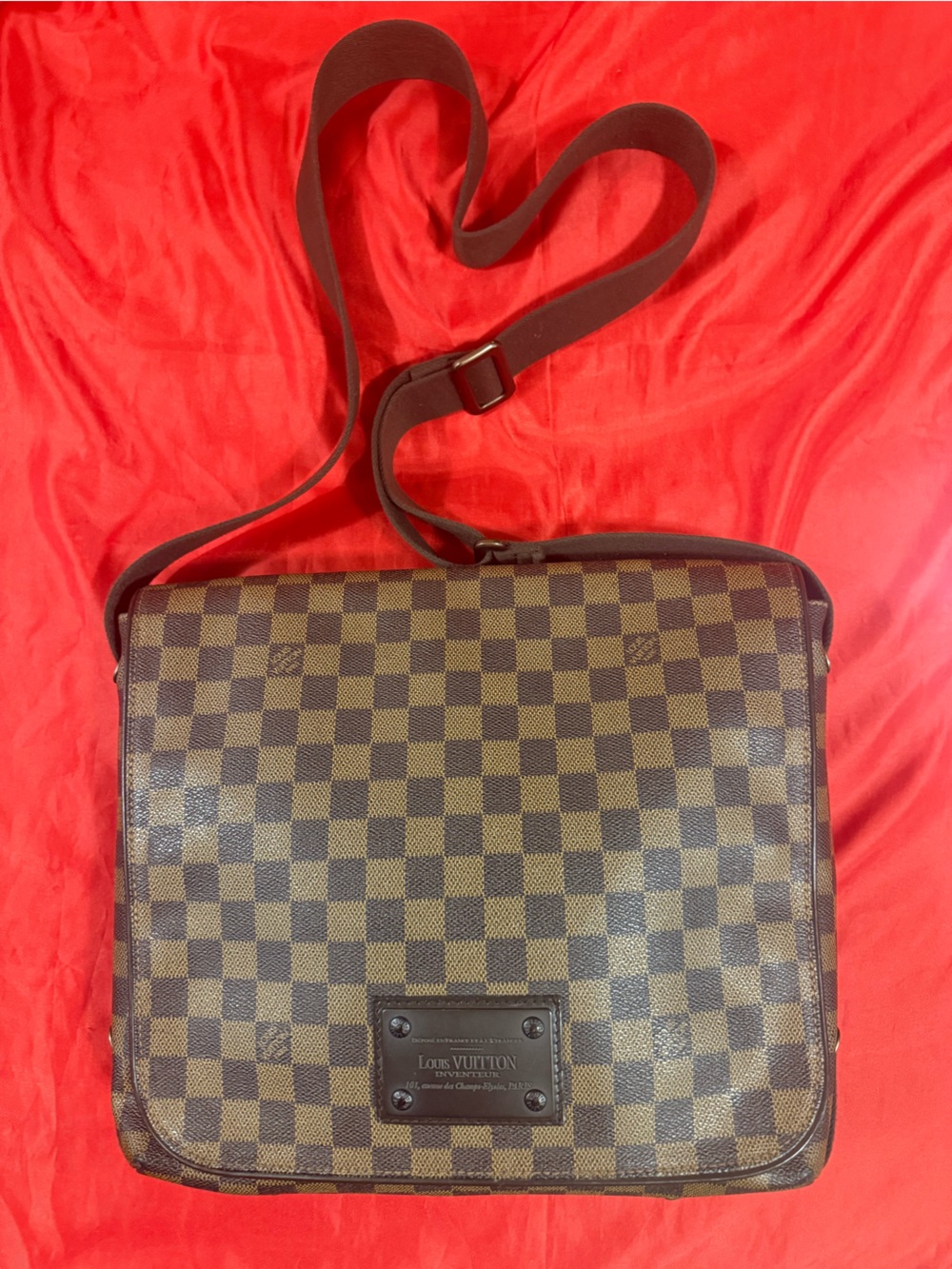 WOW POSHMARK - Authentic Louis Vuitton Brooklyn MM in Ebene Leather Crossbody